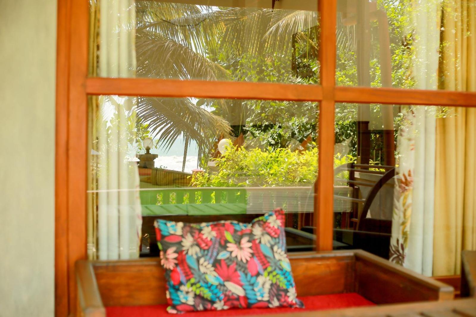 Relax Beach Resort Weligama Luaran gambar